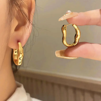 Elara Wavy Hoops