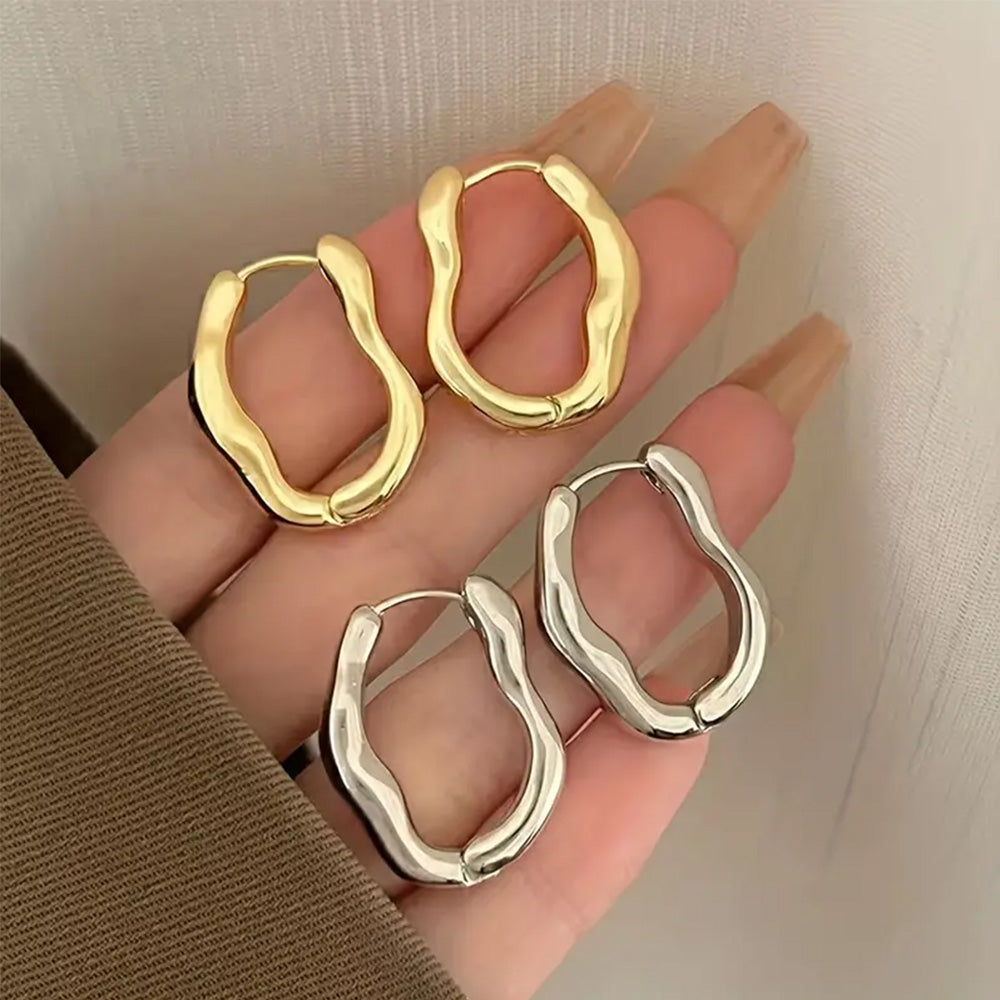 Elara Wavy Hoops