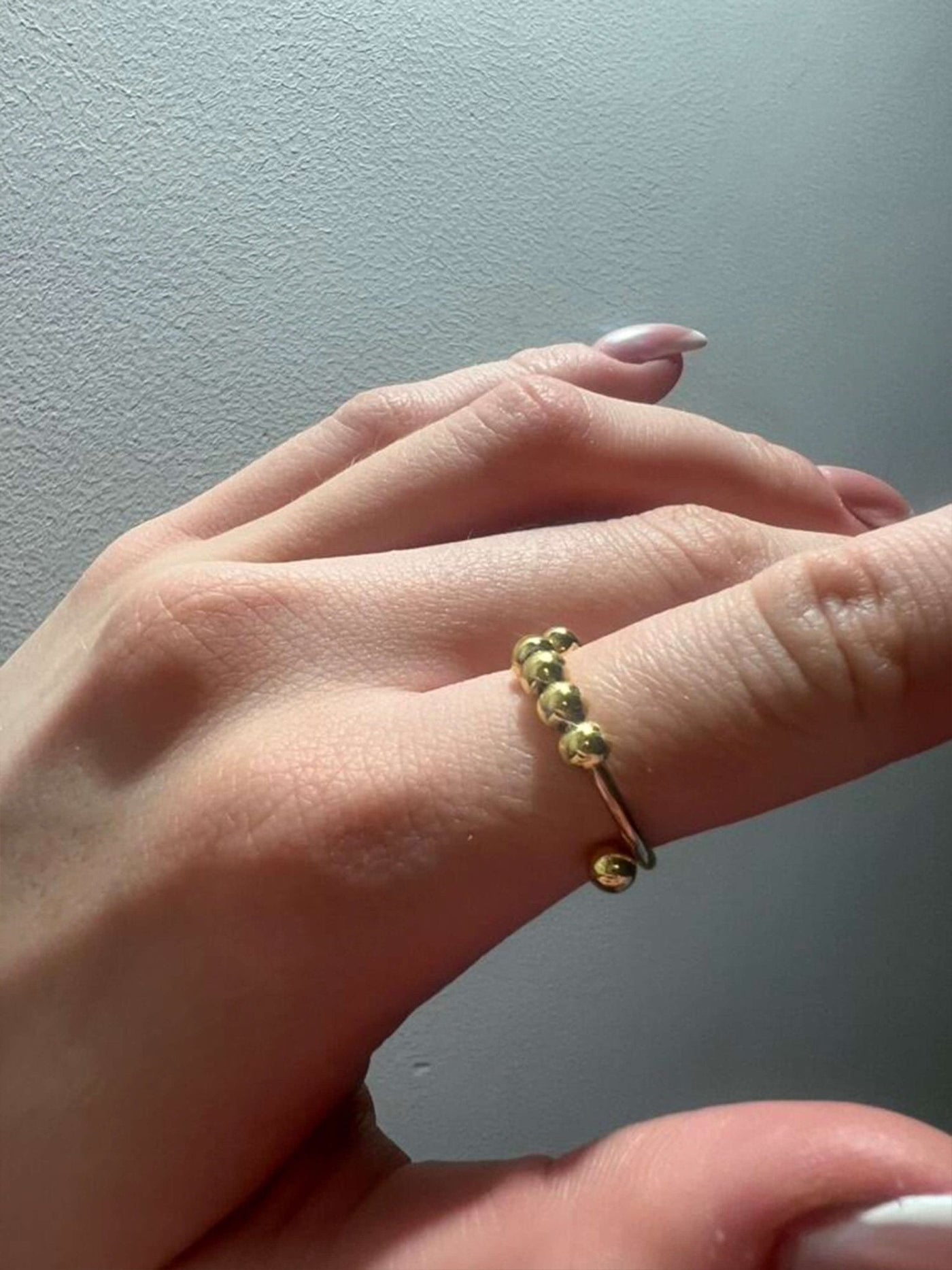 Claire Anxiety Spinner Ring