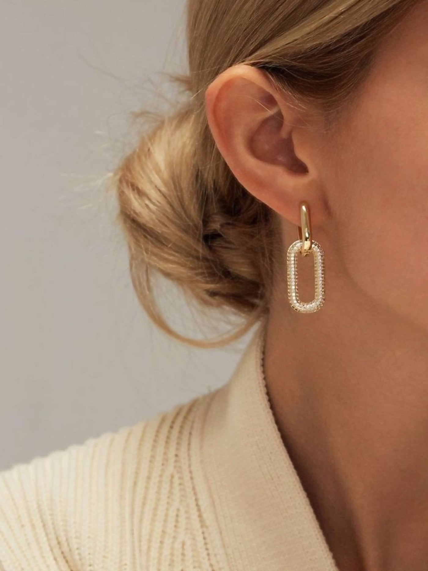 Alicia Sparkling Pavé Link Hoops