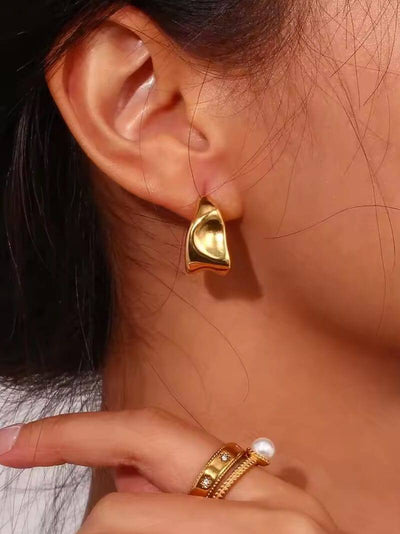 Mae Irregular Chunky Hoops