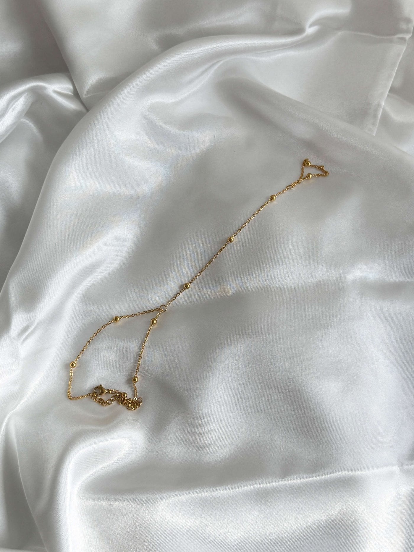 Vanessa Beaded Handchain