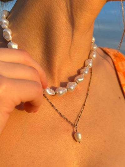 Reyna Pearl Pendant Necklace