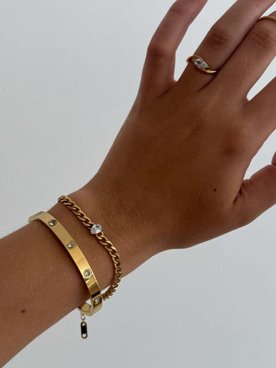 Azalia Pear Cut Zirconia Chain Bracelet