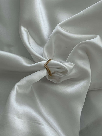 Zahra V-Cut Rhinestone Band Ring